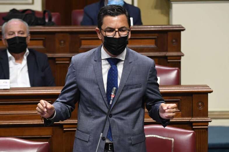 Pablo Rodríguez durante su intervención en el Pleno/TA.